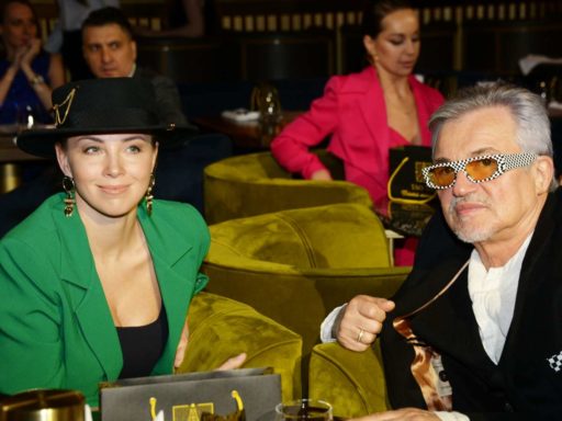 Дибров продает семейную виллу за 570 млн рублей