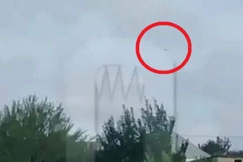 На Кубани атака дронов: пожар в порту Темрюк, эвакуация, остановка аэропорта Сочи