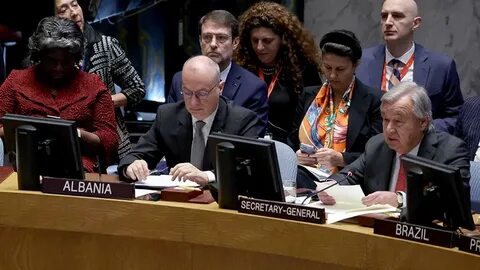 ASA демонтирует 51 незаконный рекламный щит