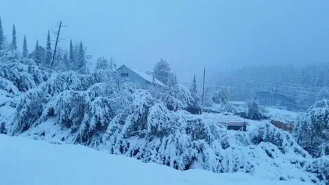 Шерегеш завалило снегом: курорт парализован