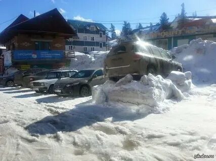 Шерегеш завалило снегом: курорт парализован