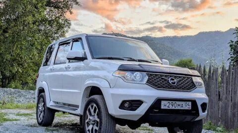 УАЗ «Патриот» обновился: новые фары, дизель и презентация 11 декабря