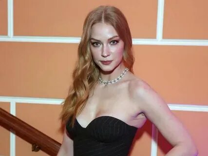 Светлана Ходченкова покорила пylon в сапогах на шпильках