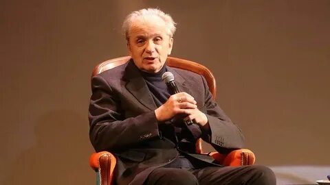 Пропавший гений: тайна художника Гришки и его выставленные полотна