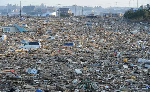 Япония потрясена землетрясением 7.6 балла: угроза цунами