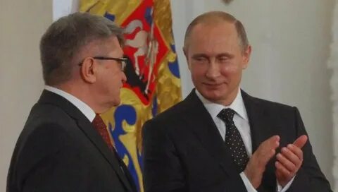 Путин обещал позвонить Сокурову из-за запретов на его фильмы