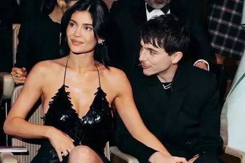 Кайли Дженнер и Тимоти Шаламе дебютировали на красной дорожке после слухов о разрыве