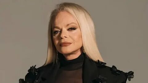 Лариса Долина 12 лет не платила налоги за дворец в Подмосковье