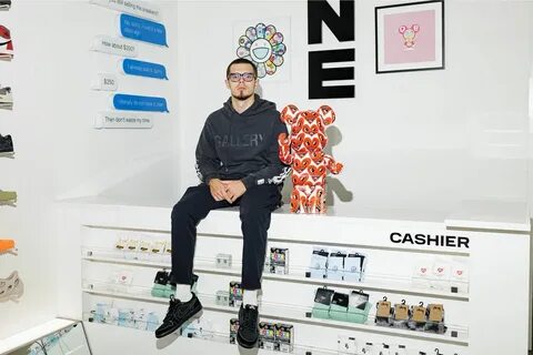 Никита Ефремов получил 3 года условно за финансирование ФБК