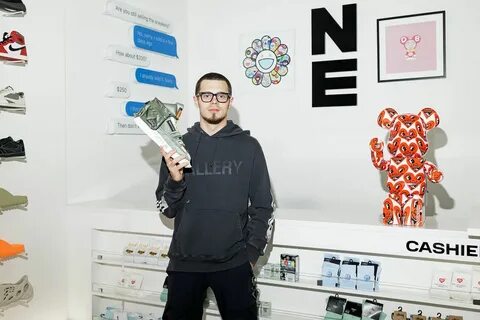 Никита Ефремов получил 3 года условно за финансирование ФБК