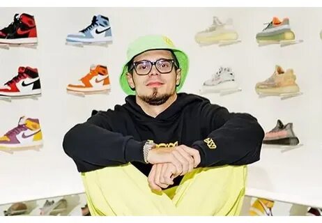 Никита Ефремов получил 3 года условно за финансирование ФБК