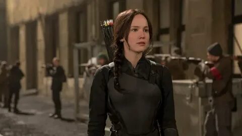 Дженнифер Лоуренс вернулась в «Голодные игры»