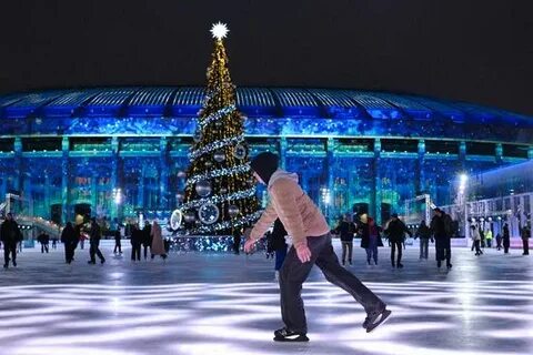 Собянин открыл крупнейший каток в «Лужниках»