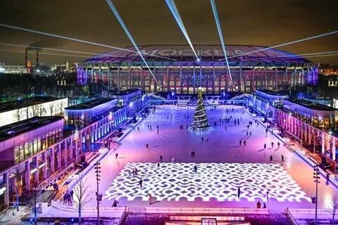 Собянин открыл крупнейший каток в «Лужниках»