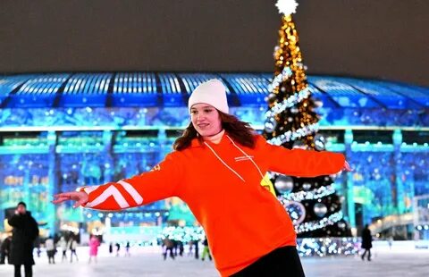 Собянин открыл крупнейший каток в «Лужниках»