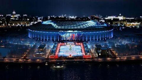 Собянин открыл крупнейший каток в «Лужниках»