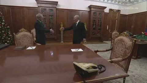 Зорькин доложил Путину о работе КС перед Днем Конституции