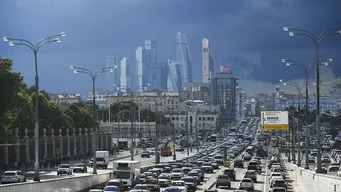 Москва встала в 10-балльных пробках впервые за год