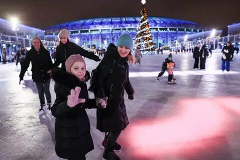 Собянин открыл крупнейший каток в «Лужниках»