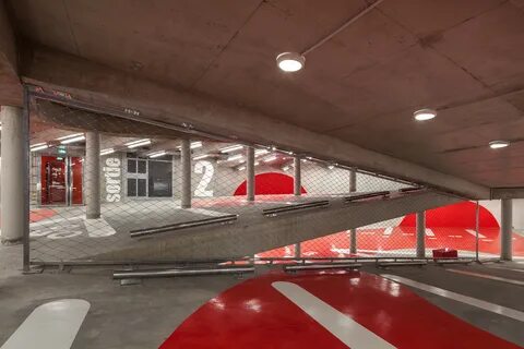 гаражный паркинг Париж