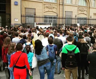 очередь у посольства США