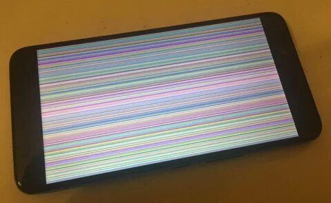 вертикальные полосы на сгибе смартфона