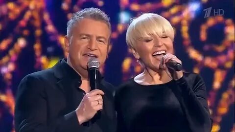 Агутин и Варум отпраздновали 28 лет брака архивным фото с наградами