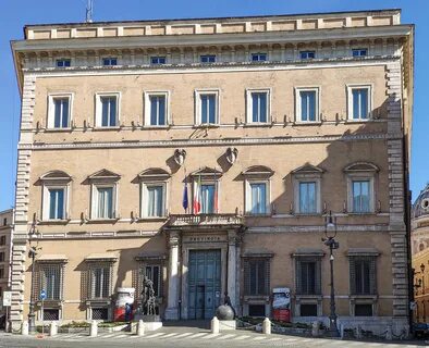 дом Валентино в Риме