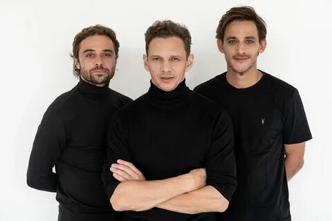 илья глинников театр спектакль