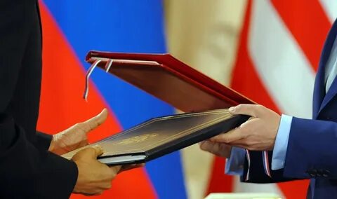 Международный договор с подписями