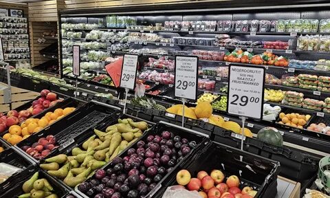 продовольственные запасы в магазинах Гренландии