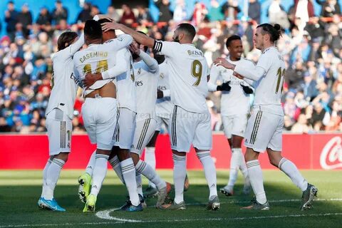 Реал Мадрид празднует гол