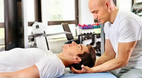 Михаэль Шумахер передвигается на коляске в особняке на Майорке