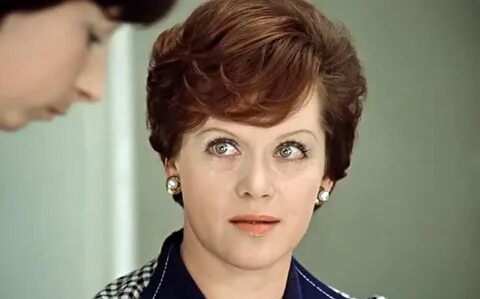 Алиса Фрейндлих — о возрастной мудрости: «В старости нужен “горшочник” для герани»