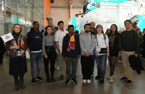 участники молодежного форума в Сириусе