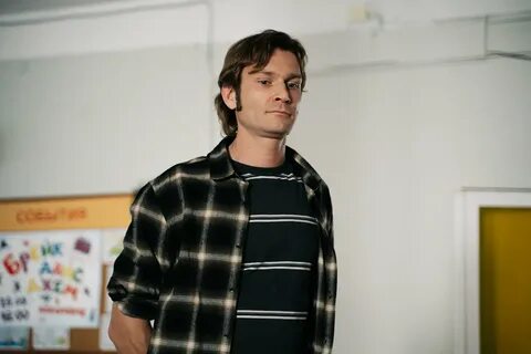 Актер Николай Наумов возвращается в новом сериале «Трёшка» на СТС