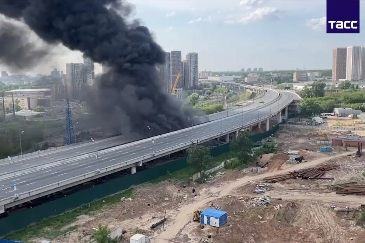 Москва: СВХ перекрыли из-за прогнувшегося пролета после ...