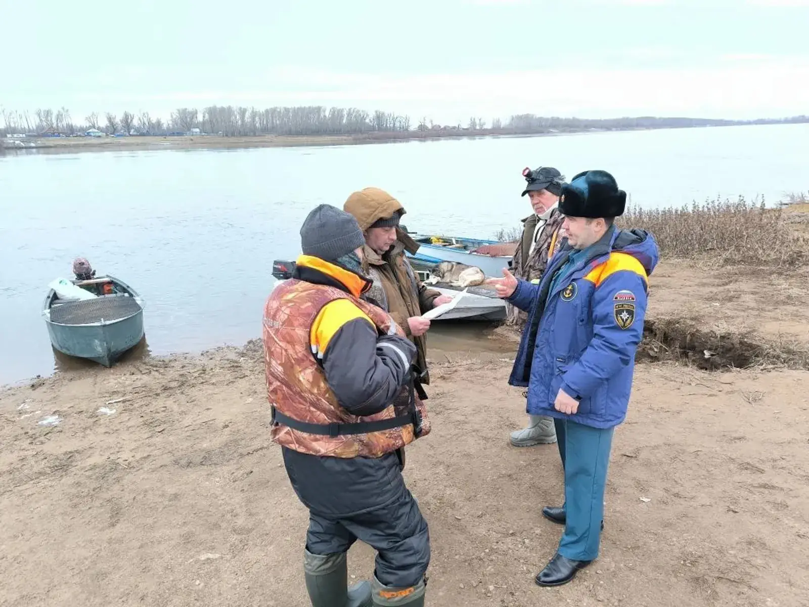 патруль ГИМС на реке