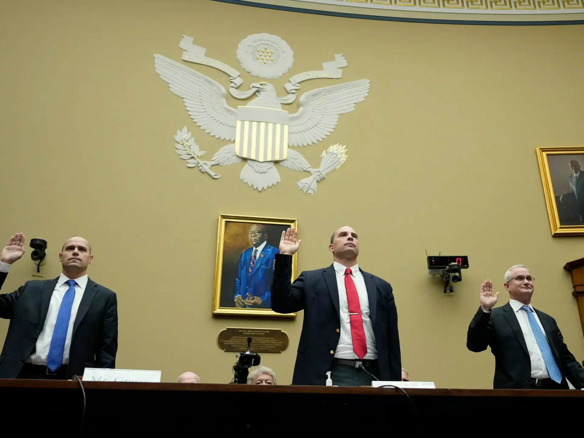 слушания в Конгрессе США