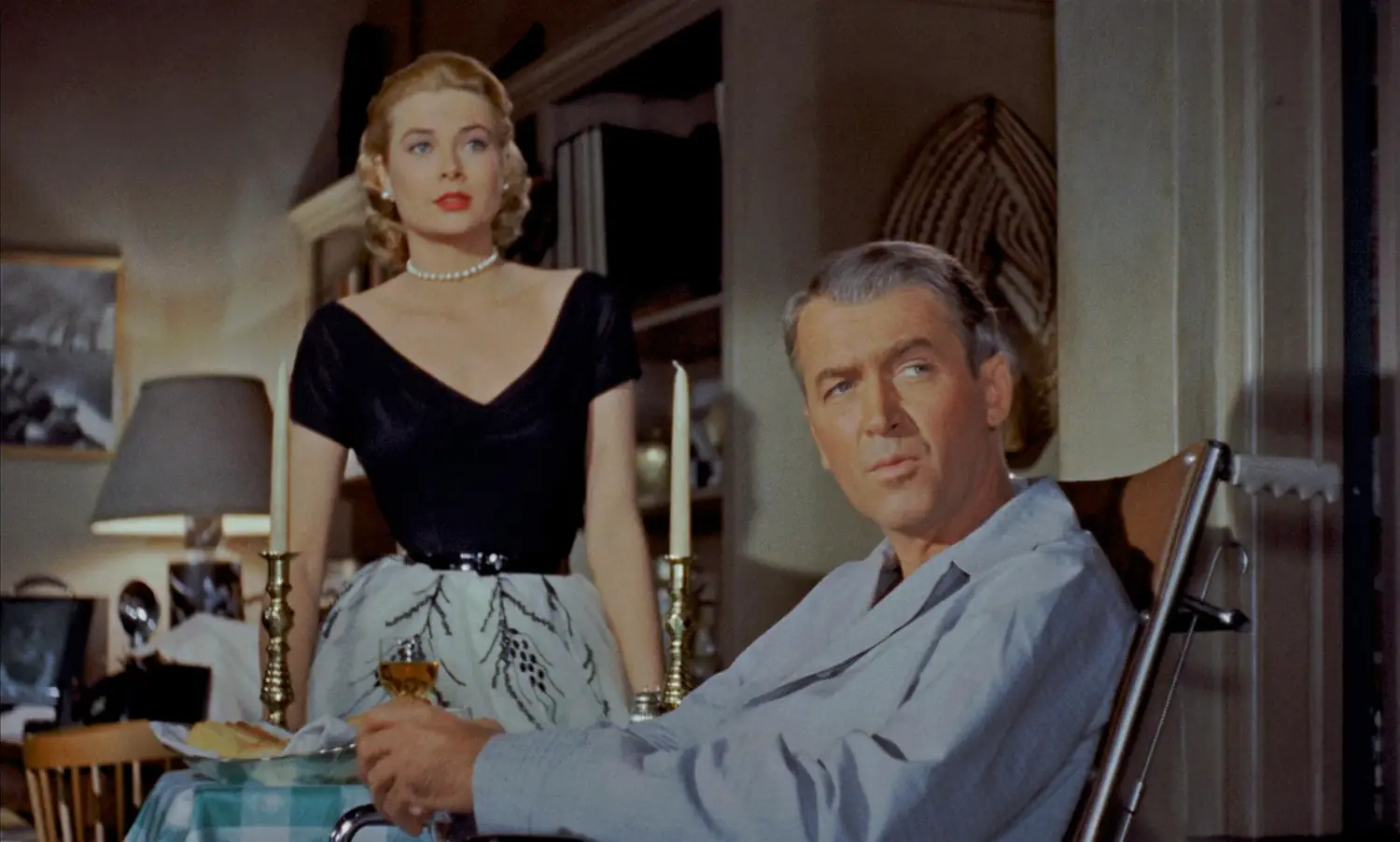 grace kelly hitchcock rear window 1954