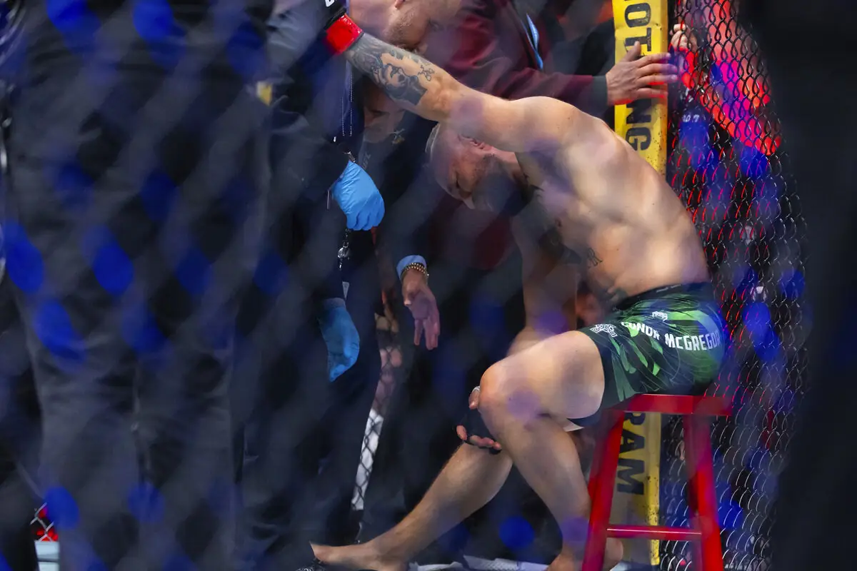 трансляция UFC 329 на русском