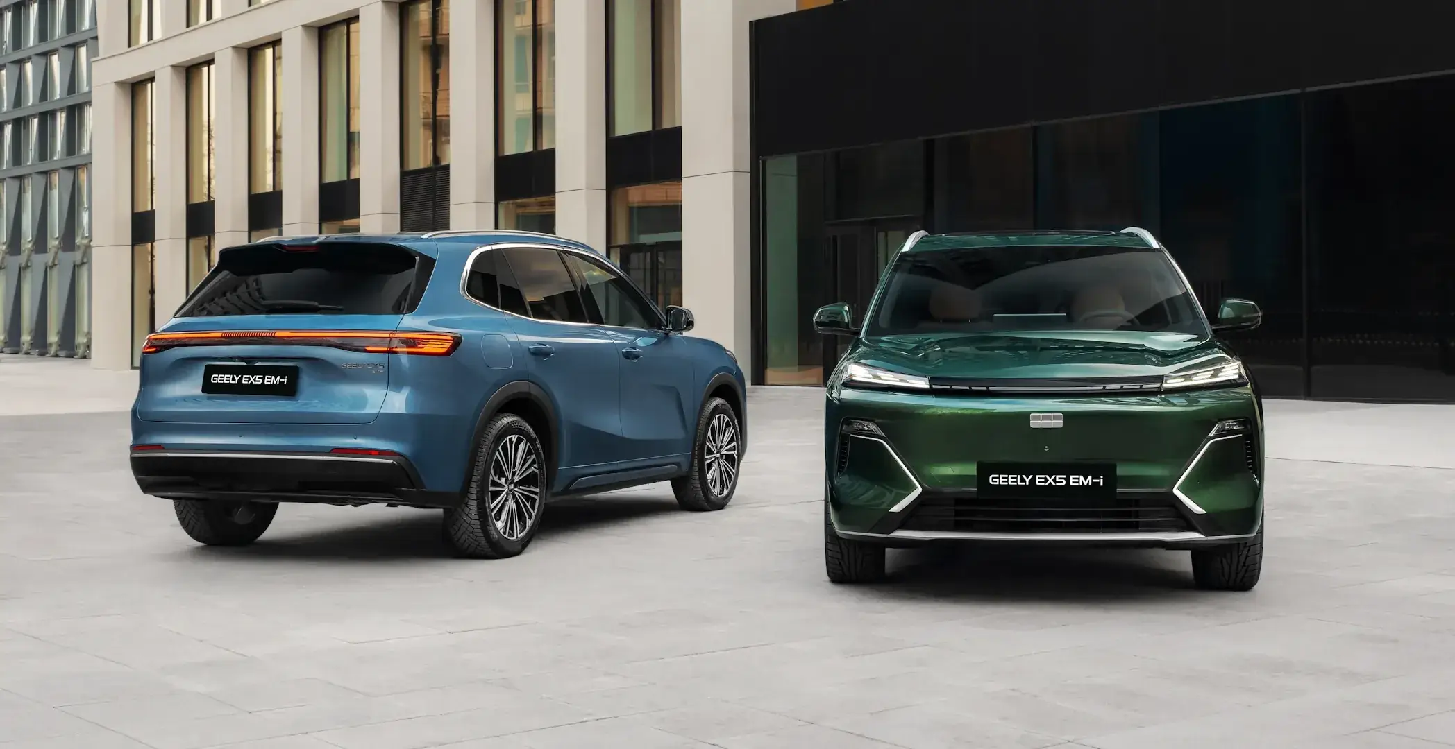 Электромобили проиграли гибридам: продажи PHEV в России взлетели на 132% до 30 730 штук за счет зимней надежности и экон