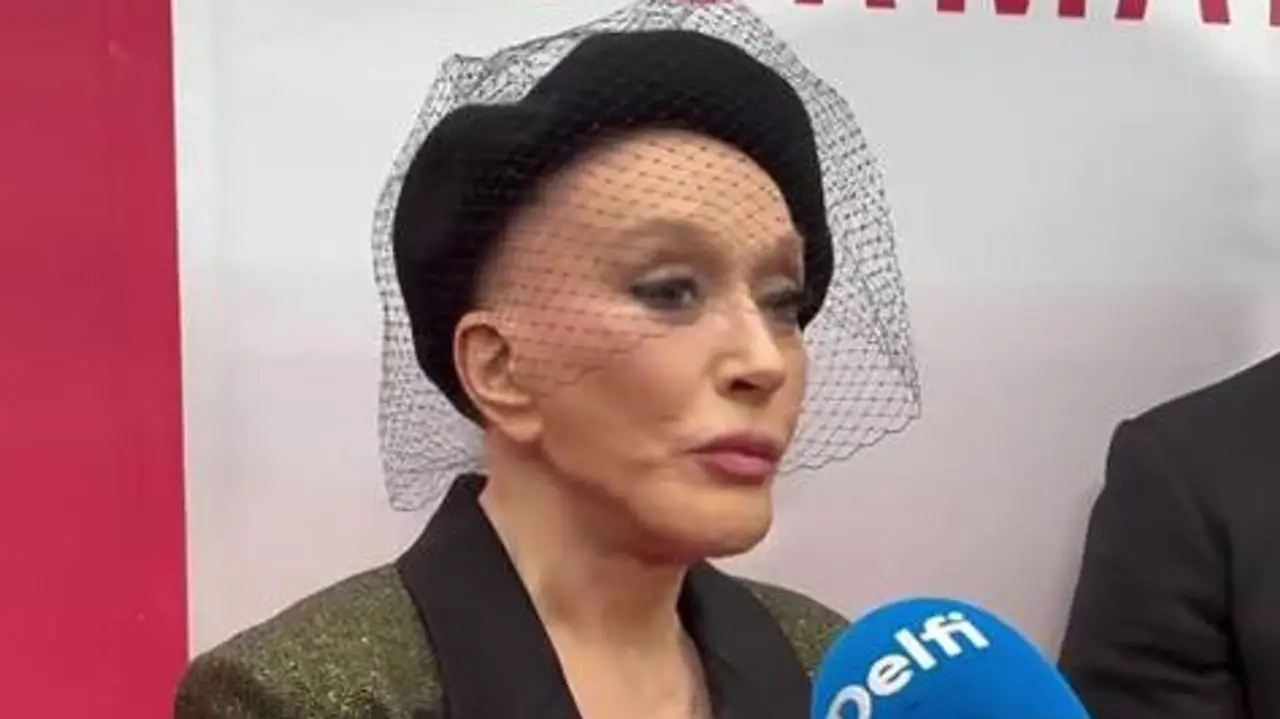 Алла Пугачева с тростью Юрмала 2026