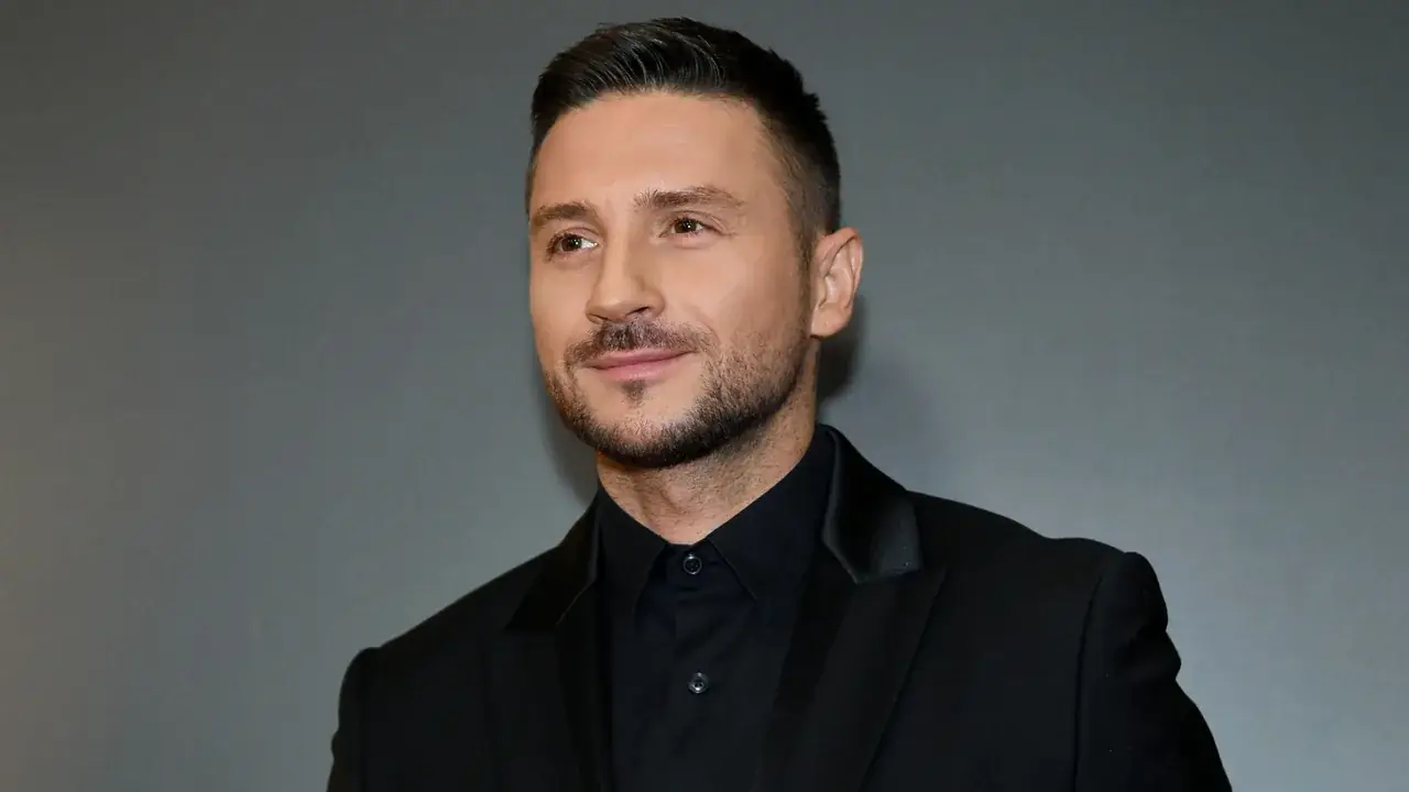 Сергей Лазарев показал себя маленьким в соцсетях