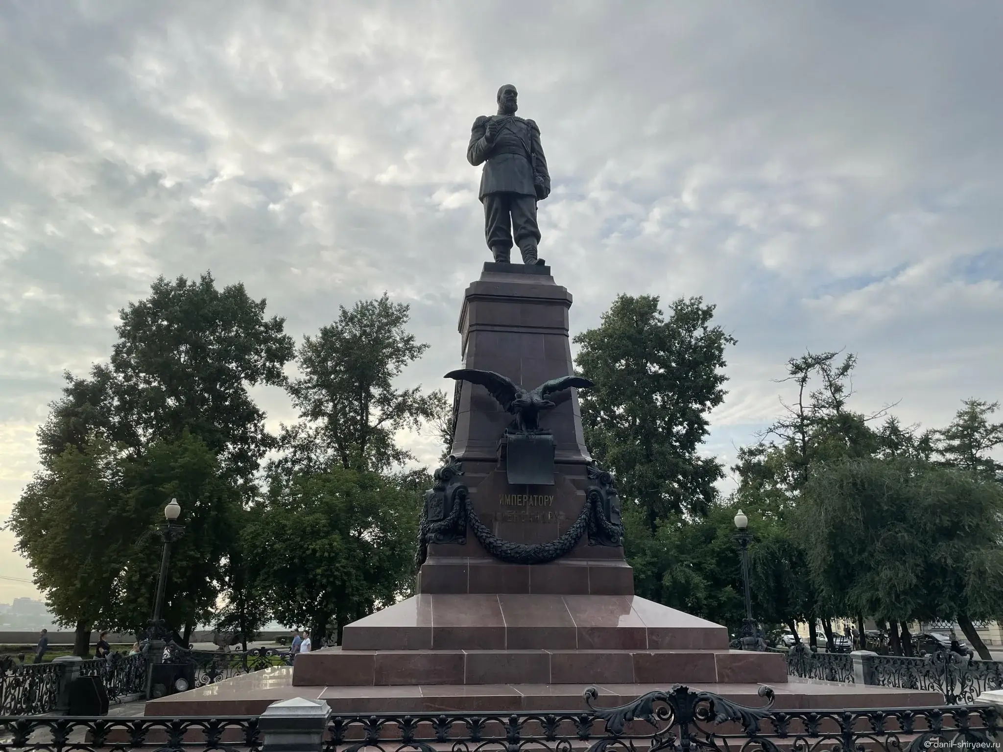 Иркутск площадь Александра III август 2026