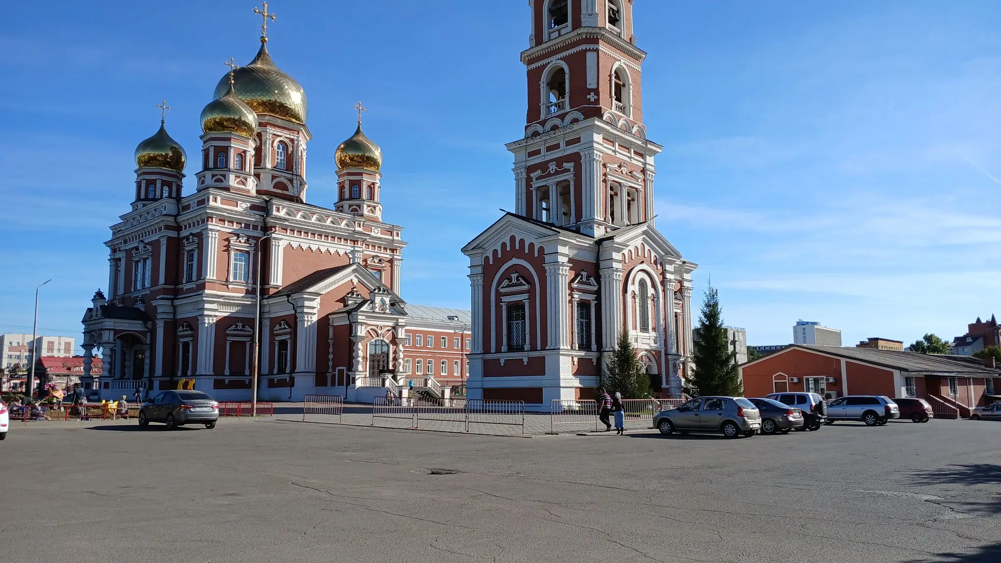 2 человека погибли при атаке дронов на Саратов и Энгельс: что известно