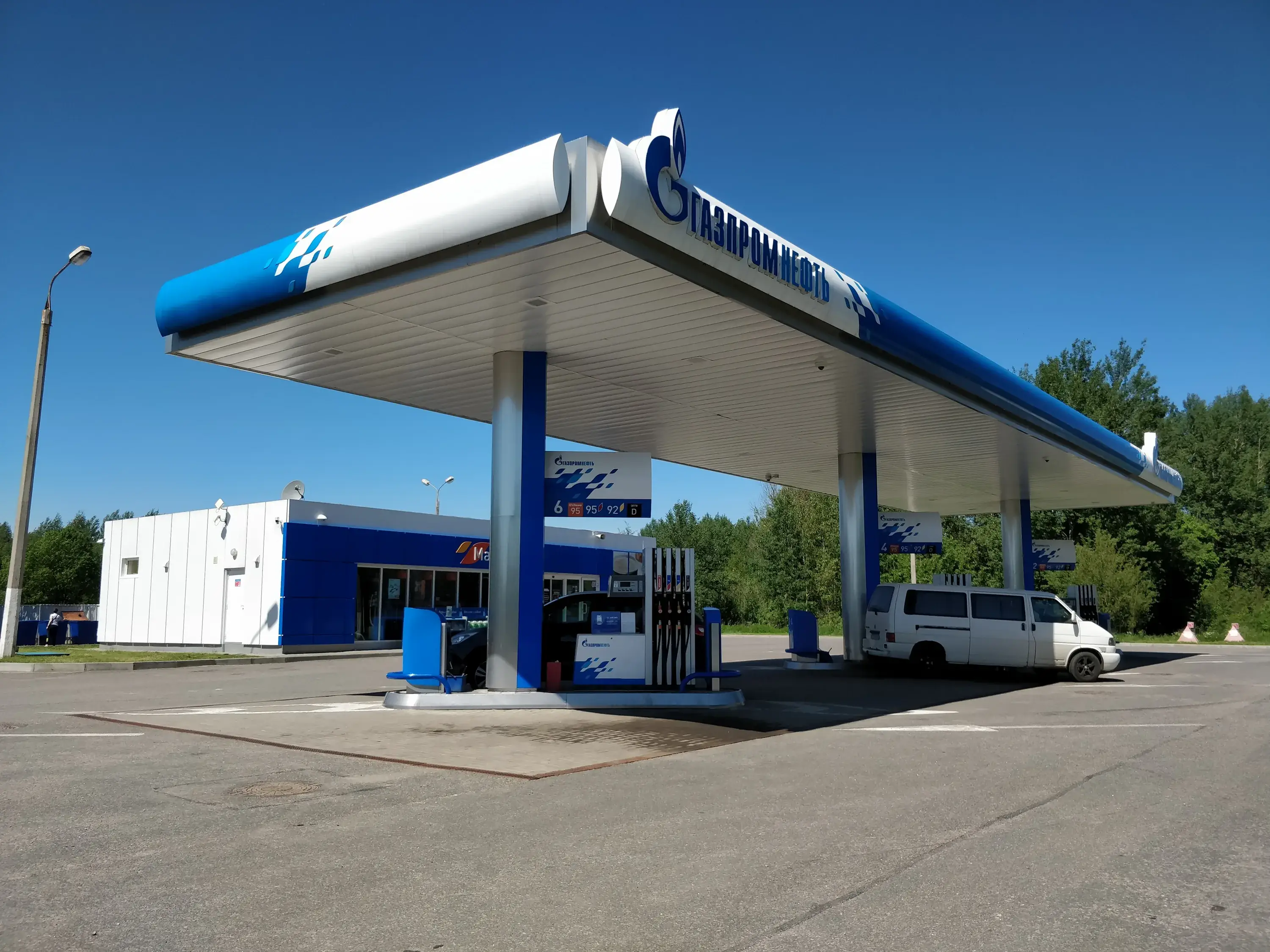 АЗС Псковская область бензин АИ-95 заправка