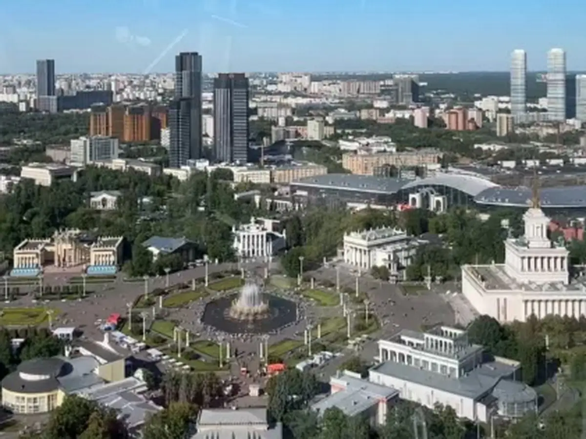 Москва небо август 2026