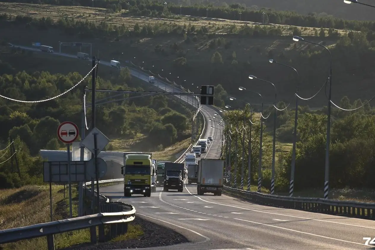 трасса М5 фуры жара асфальт