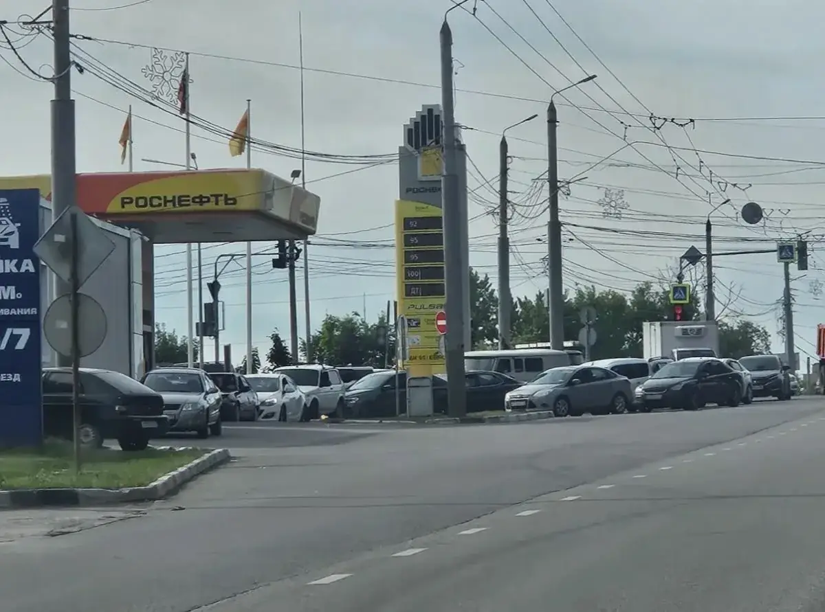 очередь на АЗС Липецк дефицит бензина